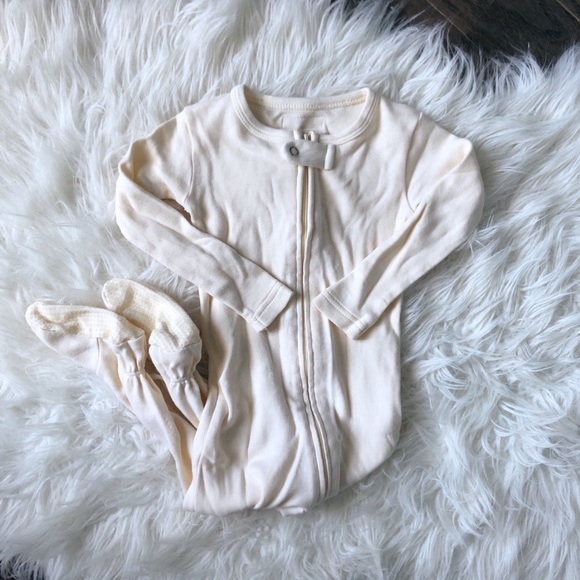 L'ovedbaby Other - ✨HOST PICK✨NWOT Cream L’ovedbaby Footie